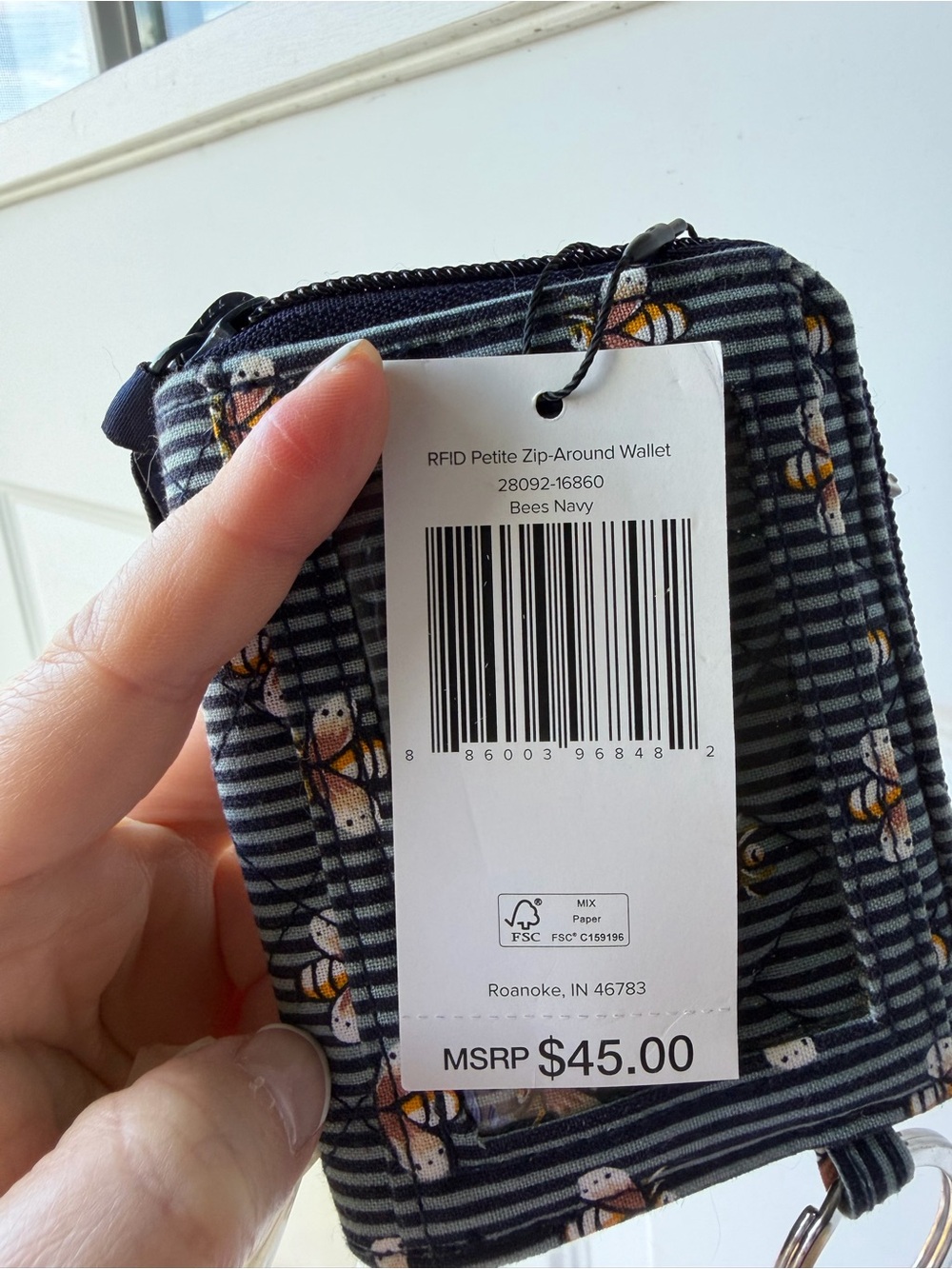 Vera Bradley RFID Petite Zip Around Wallet in “Bees Navy”. - Picture 3 of 6